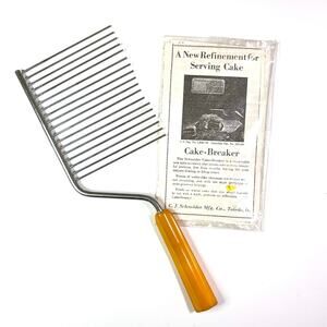 Vtg C.J. Schneider Cake-Breaker - Tested Bakelite Handle w/ Instructions 1930s